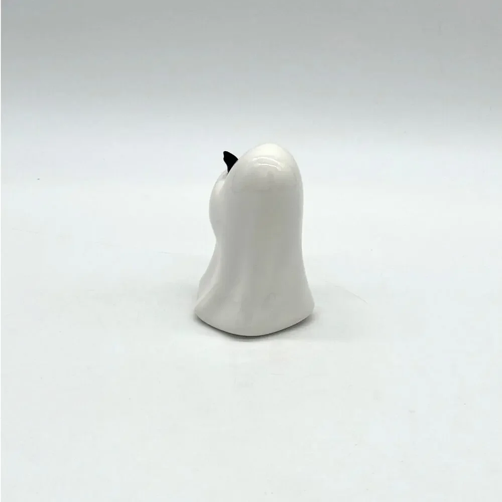 Target Hyde & Eek 2024 Ceramic Ghost w/ Bat Halloween Figurine NEW